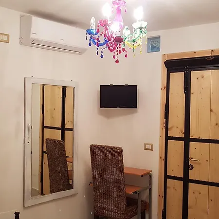 L'angoletto Bed & Breakfast *